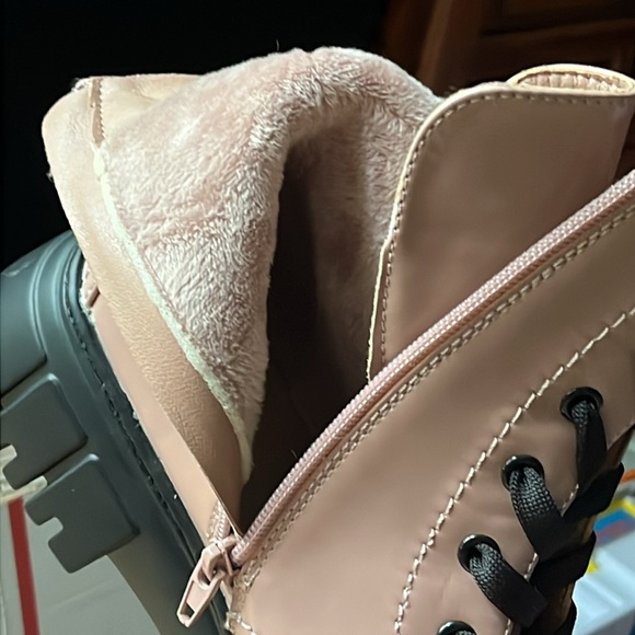 Limelight Combat Boots with Black Laces - Picture 10 of 10